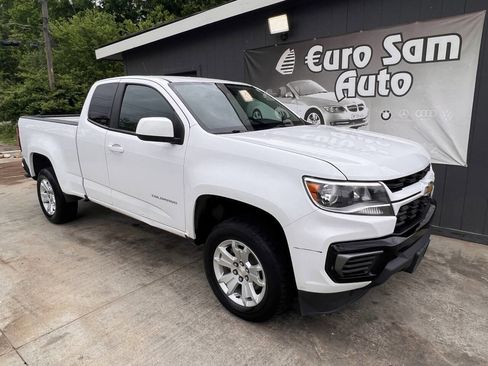 Used 2022 Chevrolet Colorado LT w/ Fleet Safety Package RWD image 13