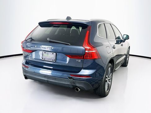 Used 2020 Volvo XC60 T5 Momentum image 9