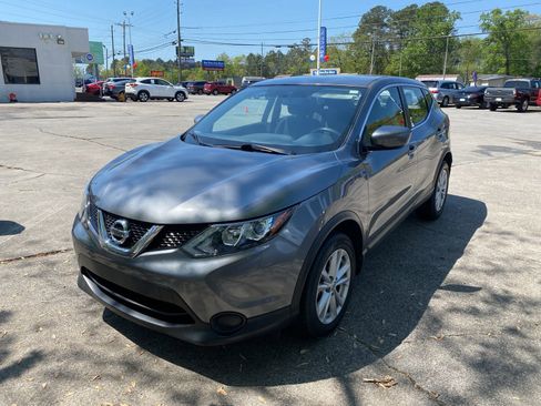 Used 2018 Nissan Rogue Sport S w/ S Appearance Package image 1