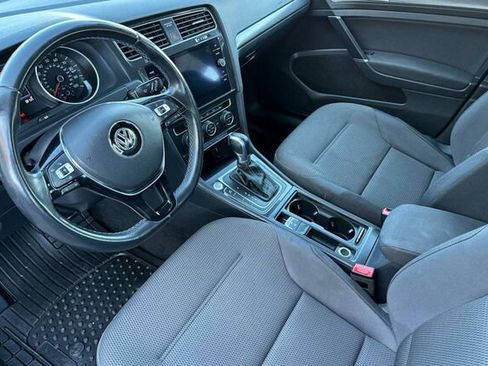 Used 2019 Volkswagen e-Golf SE w/ Driver Assistance Package image 10