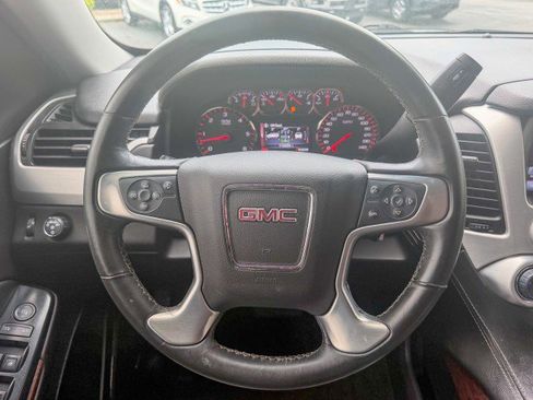 Used 2016 GMC Yukon SLE w/ Convenience Package RWD image 9