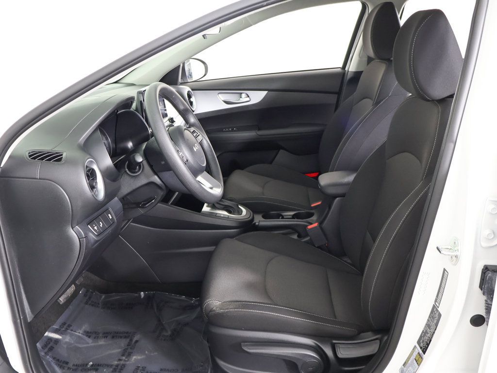 Used 2023 Kia Forte LXS w/ LXS Technology Package FWD image 29