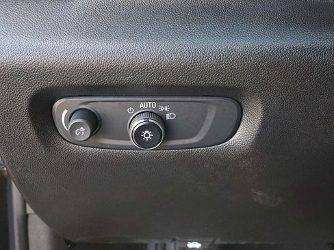 Used 2023 Chevrolet Traverse LT w/ Midnight/Sport Edition AWD/4WD image 27