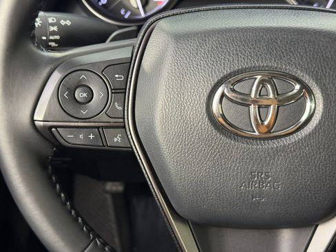 Used 2021 Toyota Camry SE w/ Convenience Package image 20