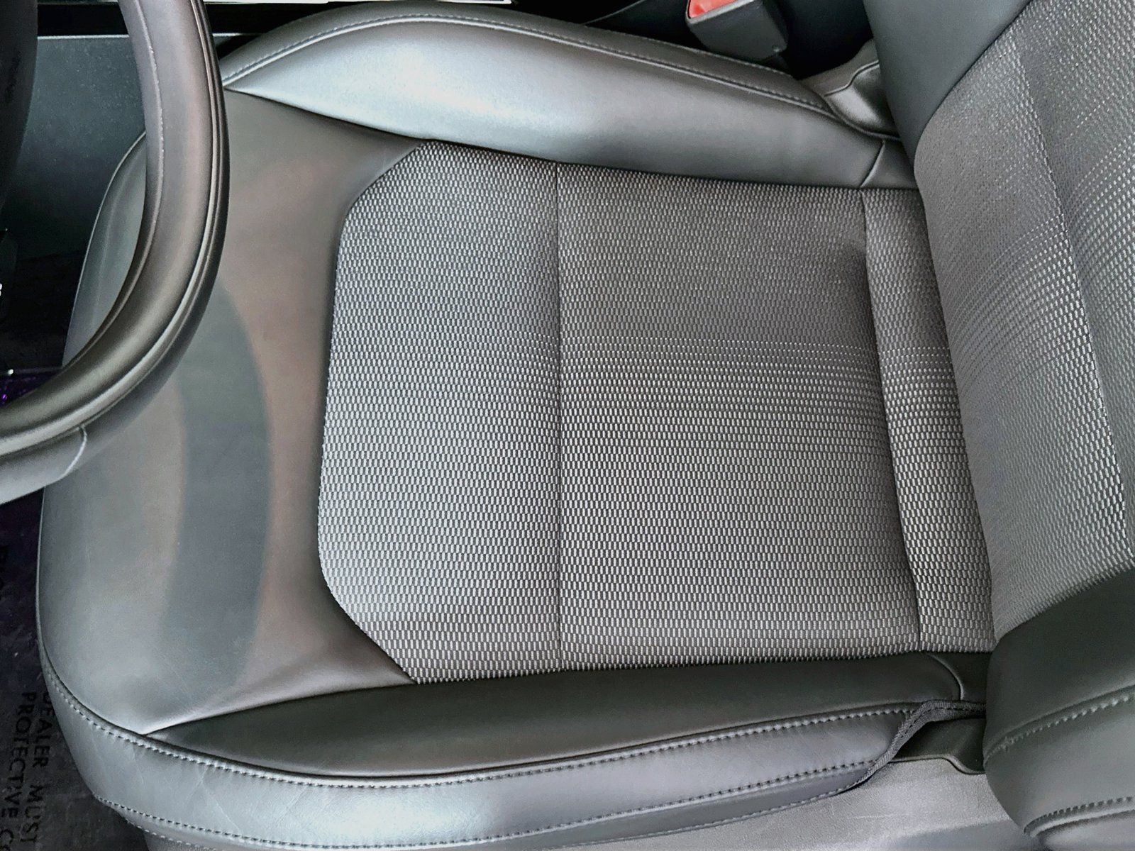 Used 2025 Kia Niro EX w/ EX Cold Weather Package FWD image 19