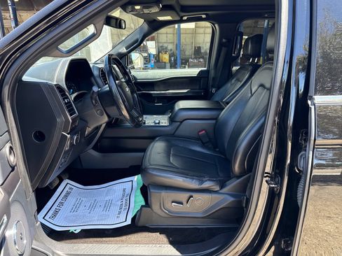 Used 2018 Ford Expedition Limited AWD/4WD image 9