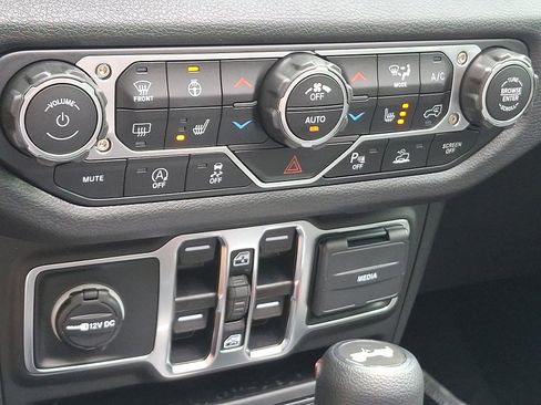 New 2025 Jeep Wrangler Sport S image 10