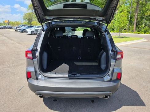 Used 2026 Ford Escape ST-Line FWD image 11