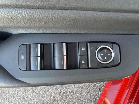 Used 2023 Toyota Prius Prime image 19