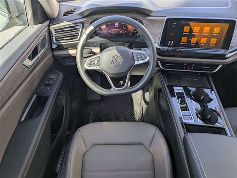 New 2026 Volkswagen Atlas SEL image 16