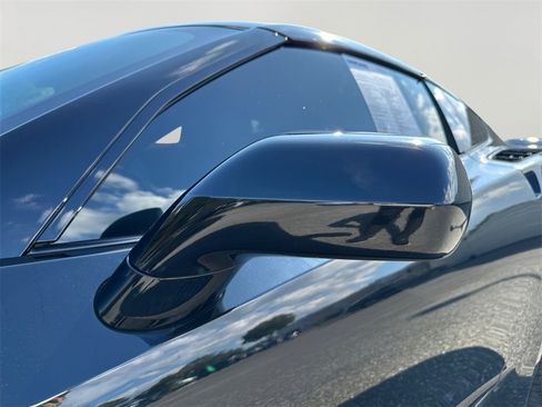 Used 2015 Chevrolet Corvette Stingray Coupe w/ ZF1 Appearance Package image 11