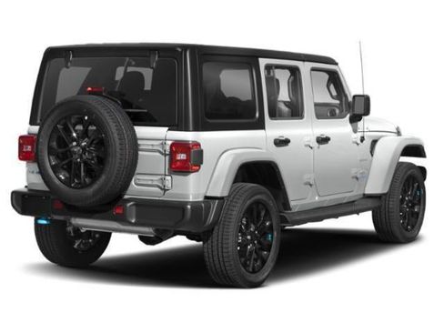 Used 2023 Jeep Wrangler Sahara w/ Cold Weather Group image 3