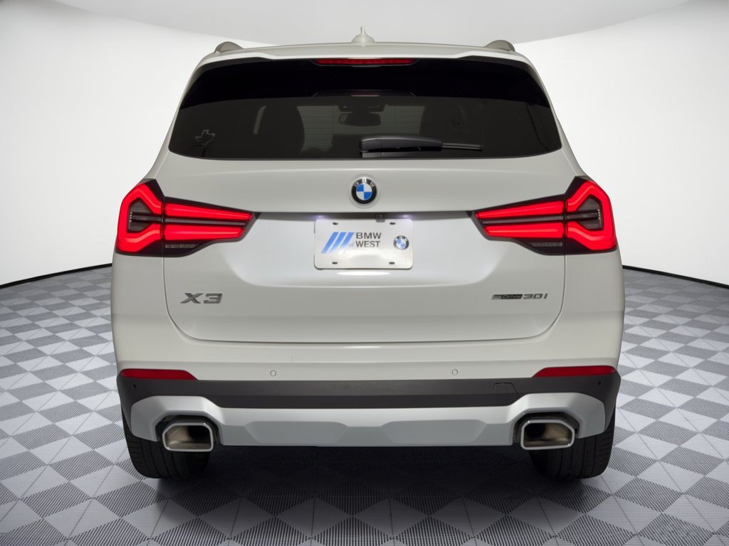 Certified 2024 BMW X3 sDrive30i w/ Convenience Package RWD image 11
