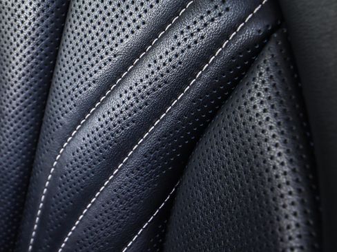 Used 2016 Lexus RC F image 39