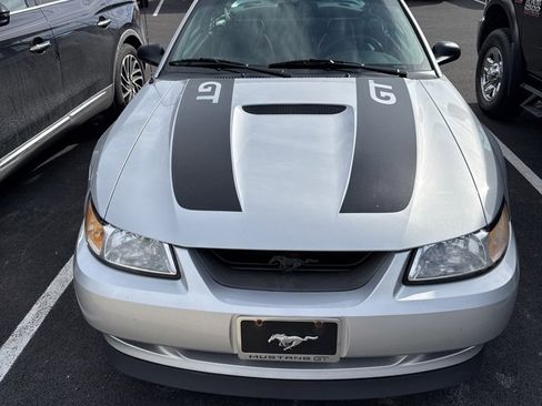 Used 2000 Ford Mustang GT image 2