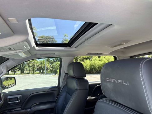 Used 2018 GMC Sierra 1500 Denali w/ Denali Ultimate Package AWD/4WD image 22