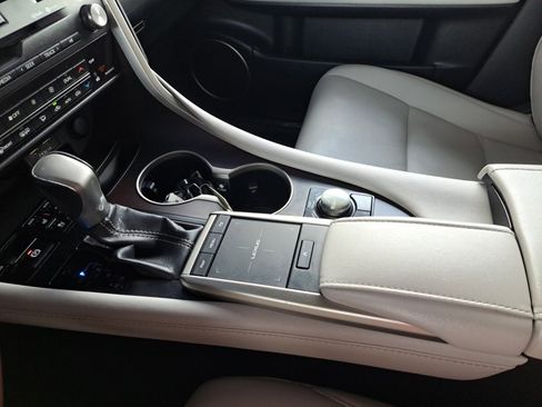 Used 2022 Lexus RX 350 FWD w/ Premium Package image 33