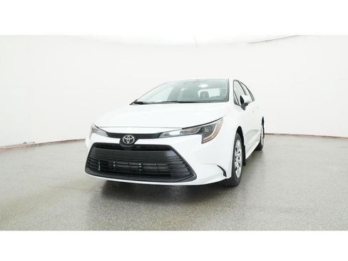 New 2026 Toyota Corolla LE image 38