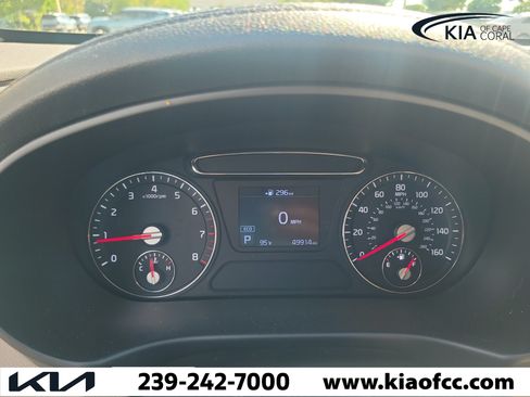 Used 2019 Kia Sorento FWD image 29