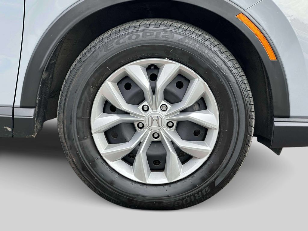 Used 2023 Honda CR-V LX image 6