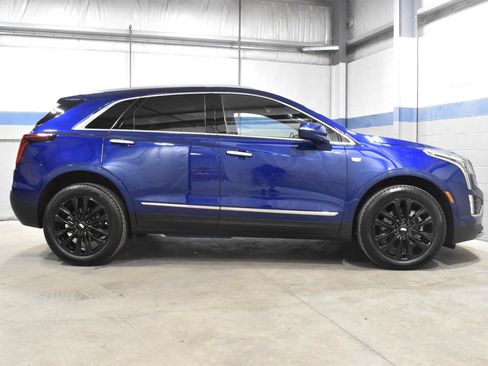 Certified 2025 Cadillac XT5 Premium Luxury w/ LPO, Floor Liner Package FWD image 29