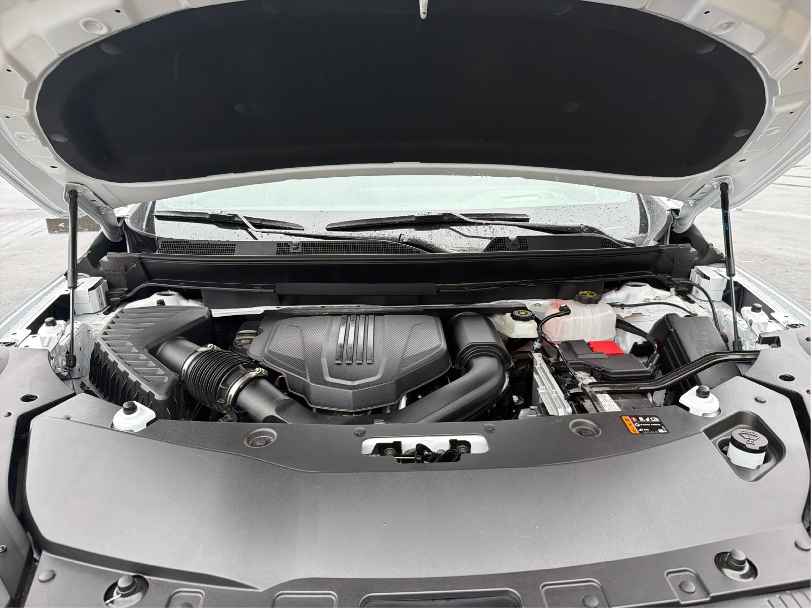 Used 2025 Buick Enclave Avenir AWD/4WD image 11