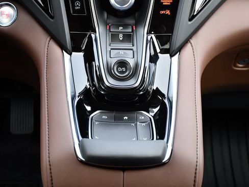 Used 2025 Acura RDX SH-AWD w/ Technology Package image 31