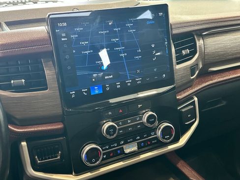 Used 2024 Ford Expedition Max Limited AWD/4WD image 26