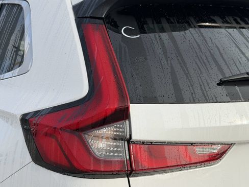 Used 2026 Honda CR-V EX image 11