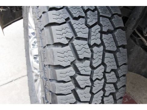 Used 2021 Ford F250 XLT w/ XLT Premium Package AWD/4WD image 27