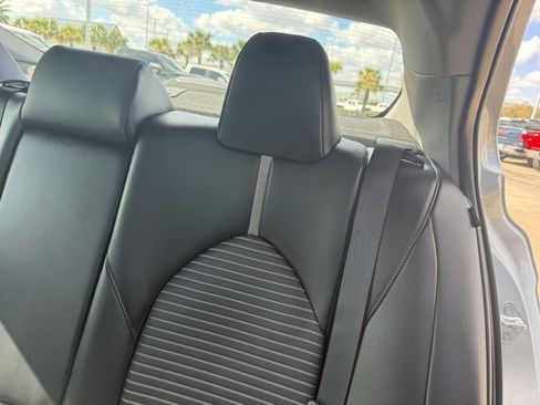 Used 2024 Toyota Camry SE image 29