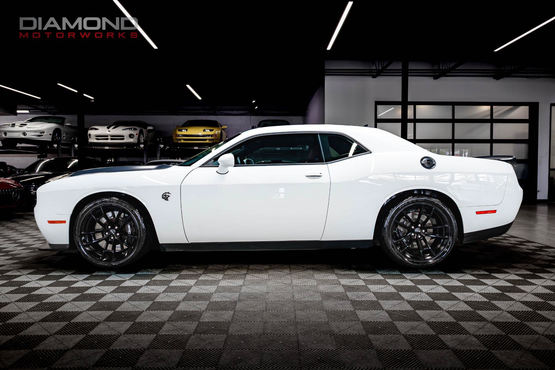 Used 2023 Dodge Challenger SRT Hellcat RWD image 16