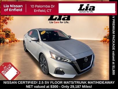 Certified 2021 Nissan Altima 2.5 SV w/ SV Premium Package