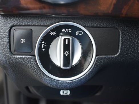 Used 2013 Mercedes-Benz GLK 350 4MATIC image 19