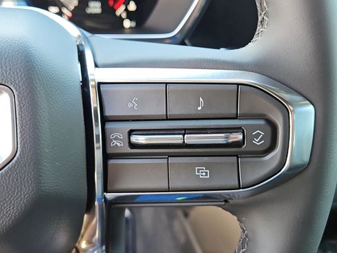 New 2026 GMC Canyon Elevation w/ Convenience Package RWD image 18