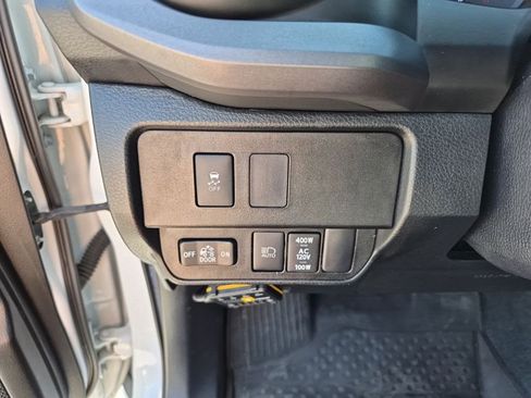 Used 2021 Toyota Tacoma TRD Off-Road w/ Technology Package image 31