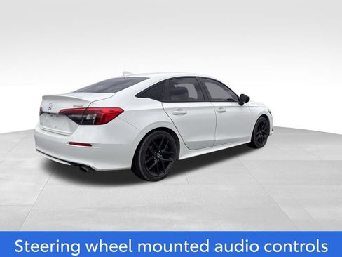 Used 2024 Honda Civic Sport image 3