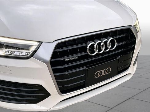 Used 2018 Audi Q3 2.0T Premium Plus w/ Premium Plus Package AWD/4WD image 30