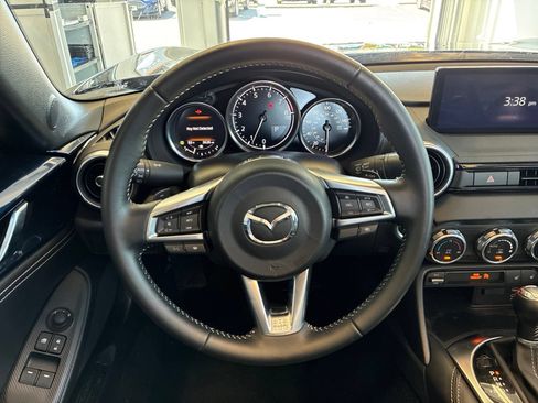 Used 2026 MAZDA MX-5 Miata RF Grand Touring RWD image 15