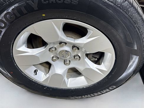 Used 2021 RAM 1500 Big Horn AWD/4WD image 9