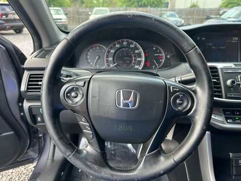 Used 2015 Honda Accord Sport image 18