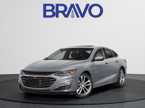 Used 2024 Chevrolet Malibu LT image 1