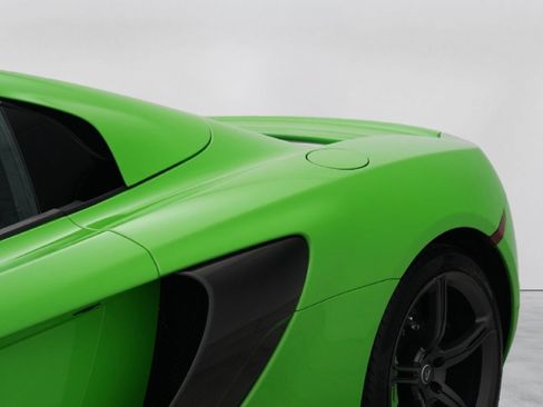 Used 2015 McLaren 650S Spider RWD image 12