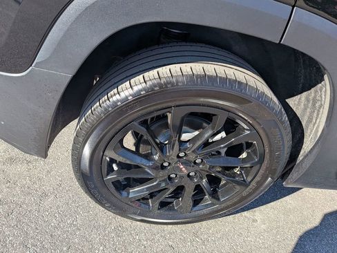 Certified 2024 GMC Terrain SLE w/ Elevation Edition image 11