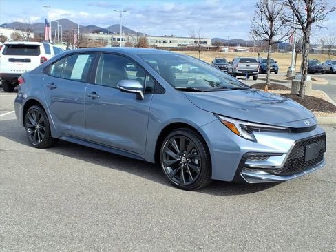 Certified 2026 Toyota Corolla SE image 2