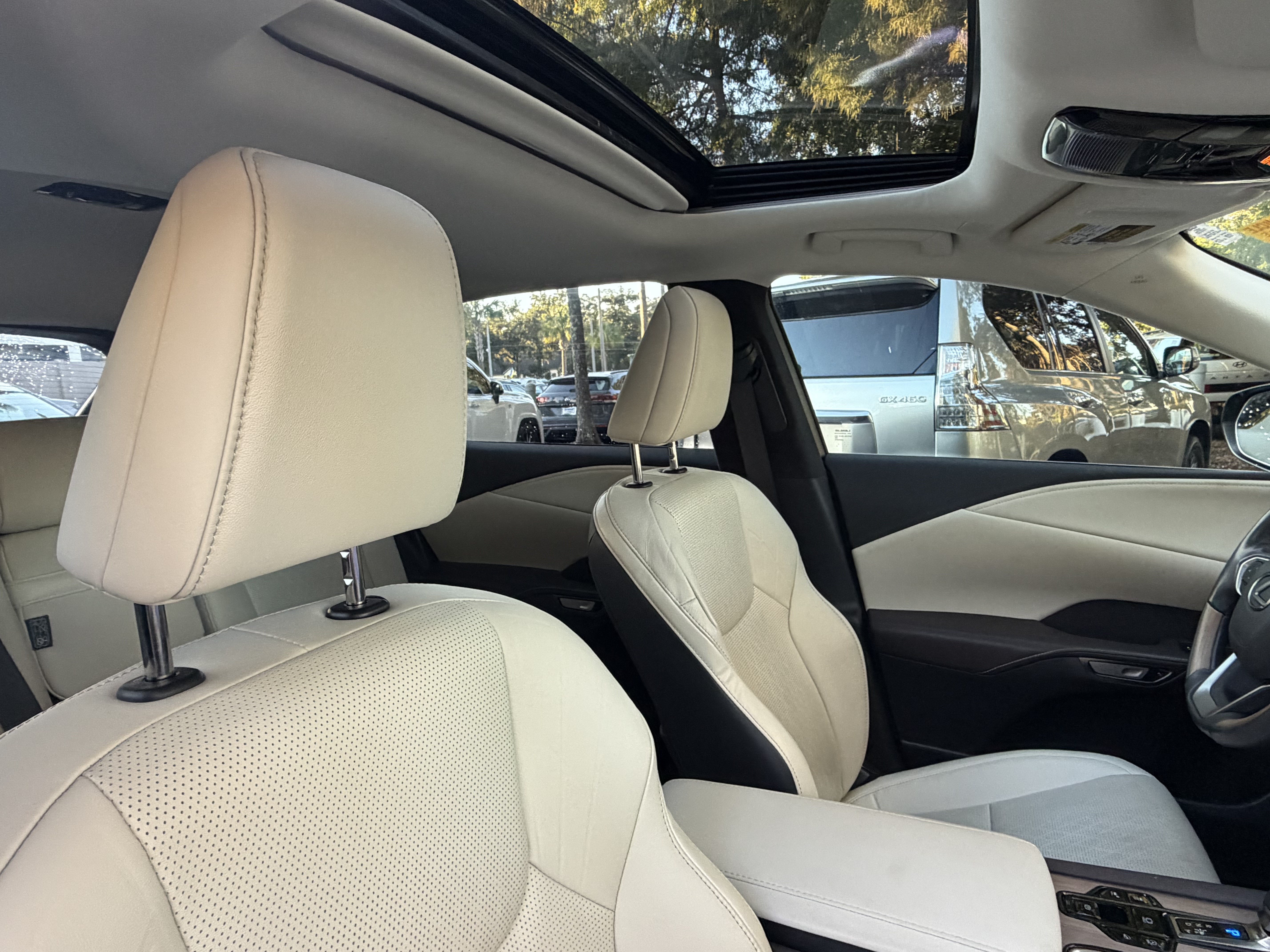 Certified 2024 Lexus RX 350 Premium Plus w/ Convenience Package AWD/4WD image 41