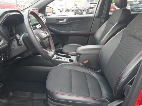 Used 2023 Ford Escape ST-Line w/ Tech Pack #1 AWD/4WD image 18
