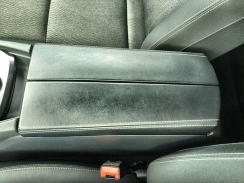 Used 2025 Nissan Rogue SV image 20