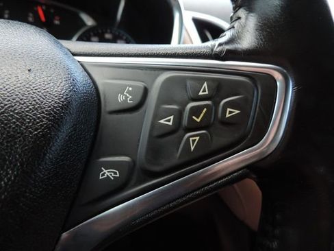 Used 2020 Chevrolet Equinox Premier image 30