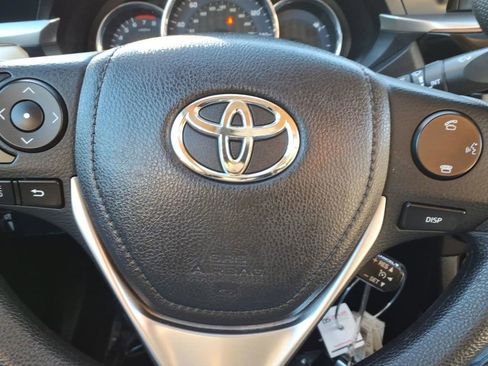 Used 2014 Toyota Corolla LE image 13